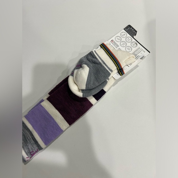 Smartwool Women's Large Snowboard OTC Socks Targeted Cushion White Purple NWT - Picture 6 of 7